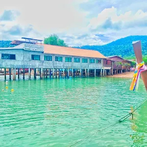 Homestay Poohry Seaview, Koh Lanta